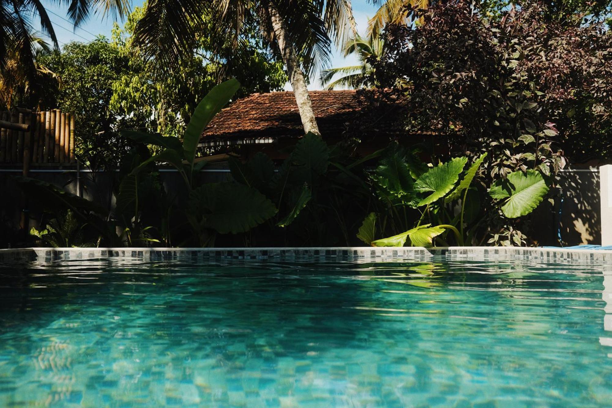 The Jini House Hotel Ahangama Exterior photo