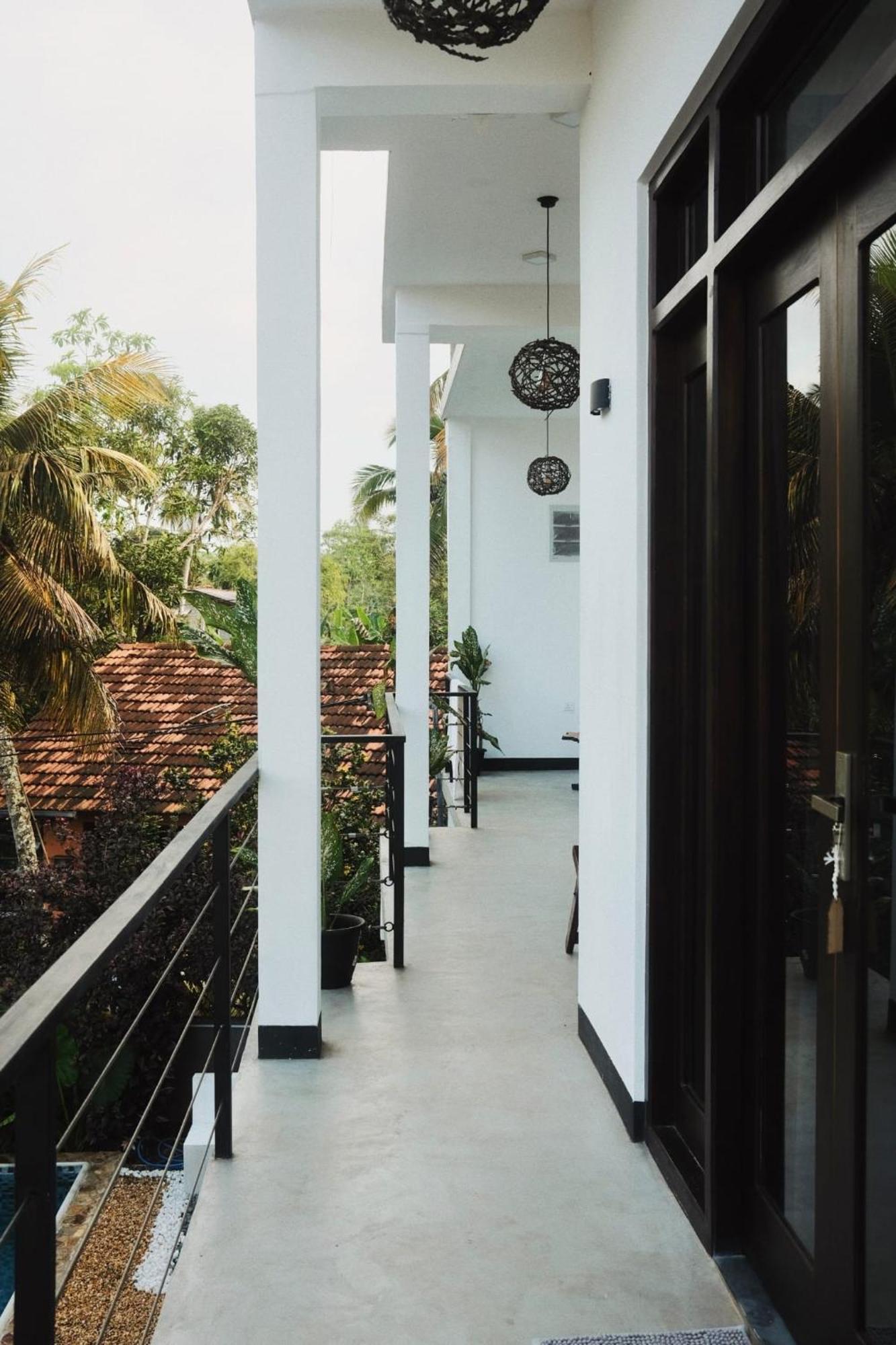 The Jini House Hotel Ahangama Exterior photo